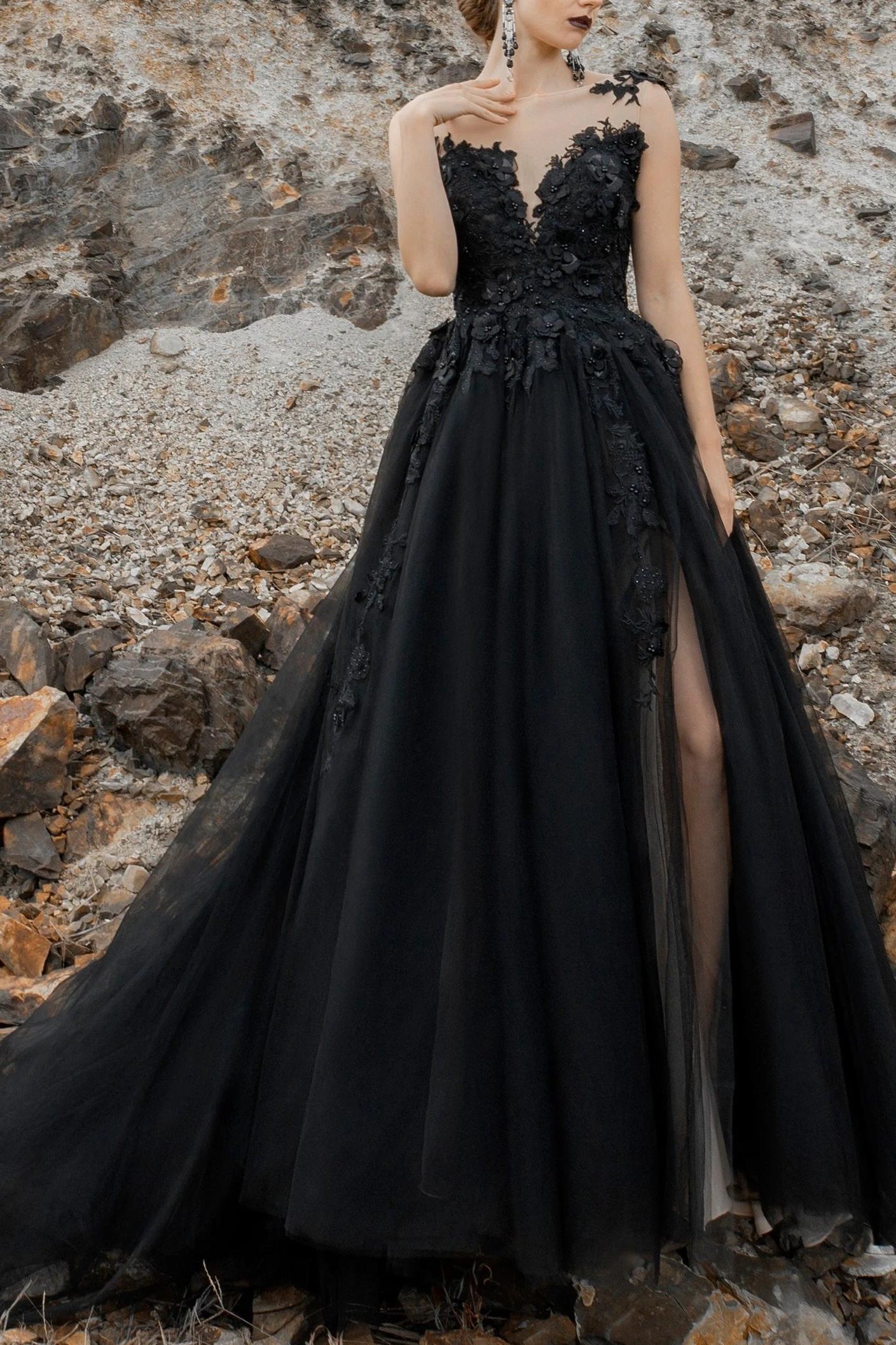 3D Floral Black Ball Gown Wedding Dress