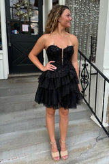 A-Line Black Homecoming Dresses Strapless Short Cocktail Dresses with Lace