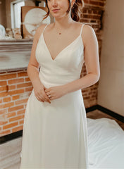 A Line Chiffon Wedding Dress With Court Train