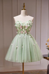 A Line Homecoming Dress Sweetheart Neck Tulle Beaded Green Cute Short Party Cocktail Dress
