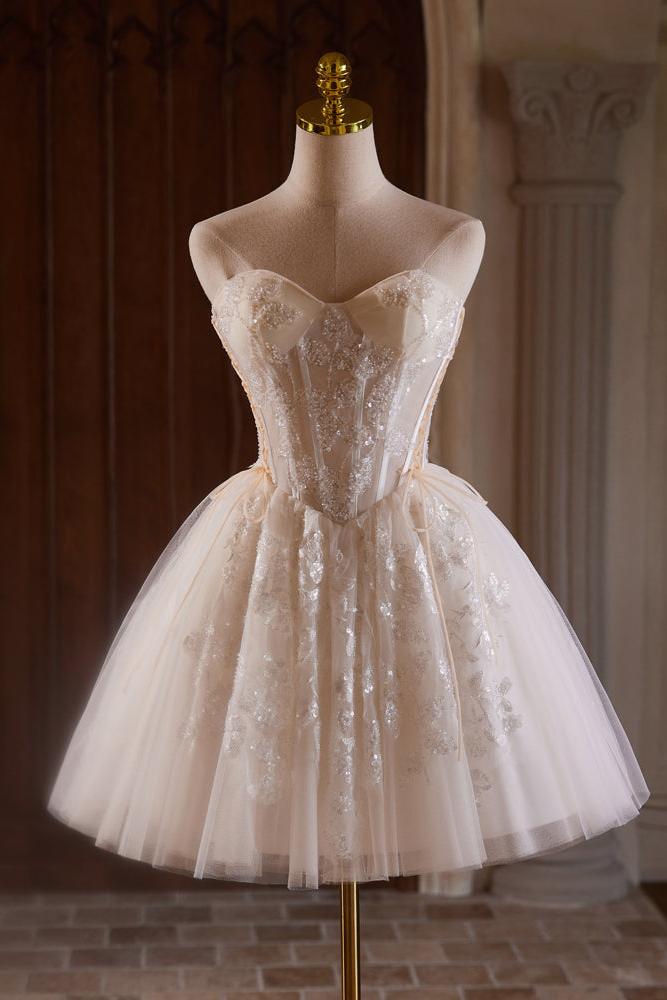 A Line Homecoming Dress Sweetheart Neck Tulle Lace Champagne Short Party Cocktail Dress