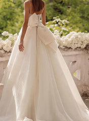 A Line Princess V Neck Tulle Lace Sweep Train Wedding Dress With Appliques Lace