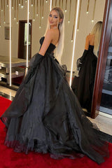A Line Prom Dress Sweetheart Black Long Beaded Evening Dress
