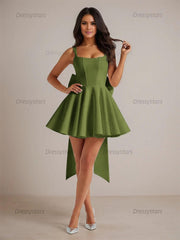 Dressystars A-Line Square Neck Pleated Homecoming Dresses Mini Cocktail Dress with Bow