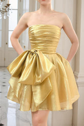 A-Line Strpless Straight Bow Short Homecoming Dress
