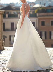 A Line V Neck Sleeveless Tulle Wedding Dress With Appliques Lace
