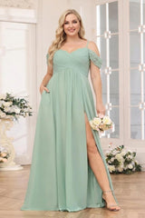 A-Line/Princess Spaghetti Straps Long Plus Size Wedding Party Dresses with Split Side & Pockets