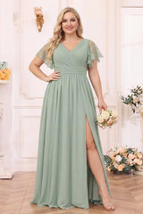 A-Line/Princess V-Neck Long Plus Size Wedding Party Dresses with Split Side & Pockets