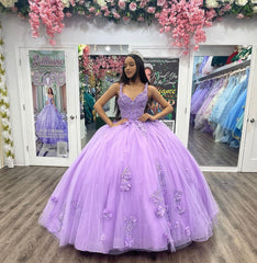 Ball Gown Sweetheart Neck Straps Sleeveless Lace Appliques Lilac Tulle Quinceanera Dress Princess Birthday Party Gown For Sweet 16