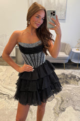 Black Beaded Corset A Line Homecoming Dresses Short Cocktail Dresses With Ruffles