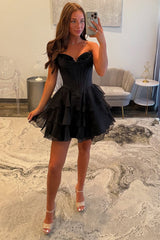 Black Corset A Line Homecoming Dresses Short Cocktail Dresses With Ruffles