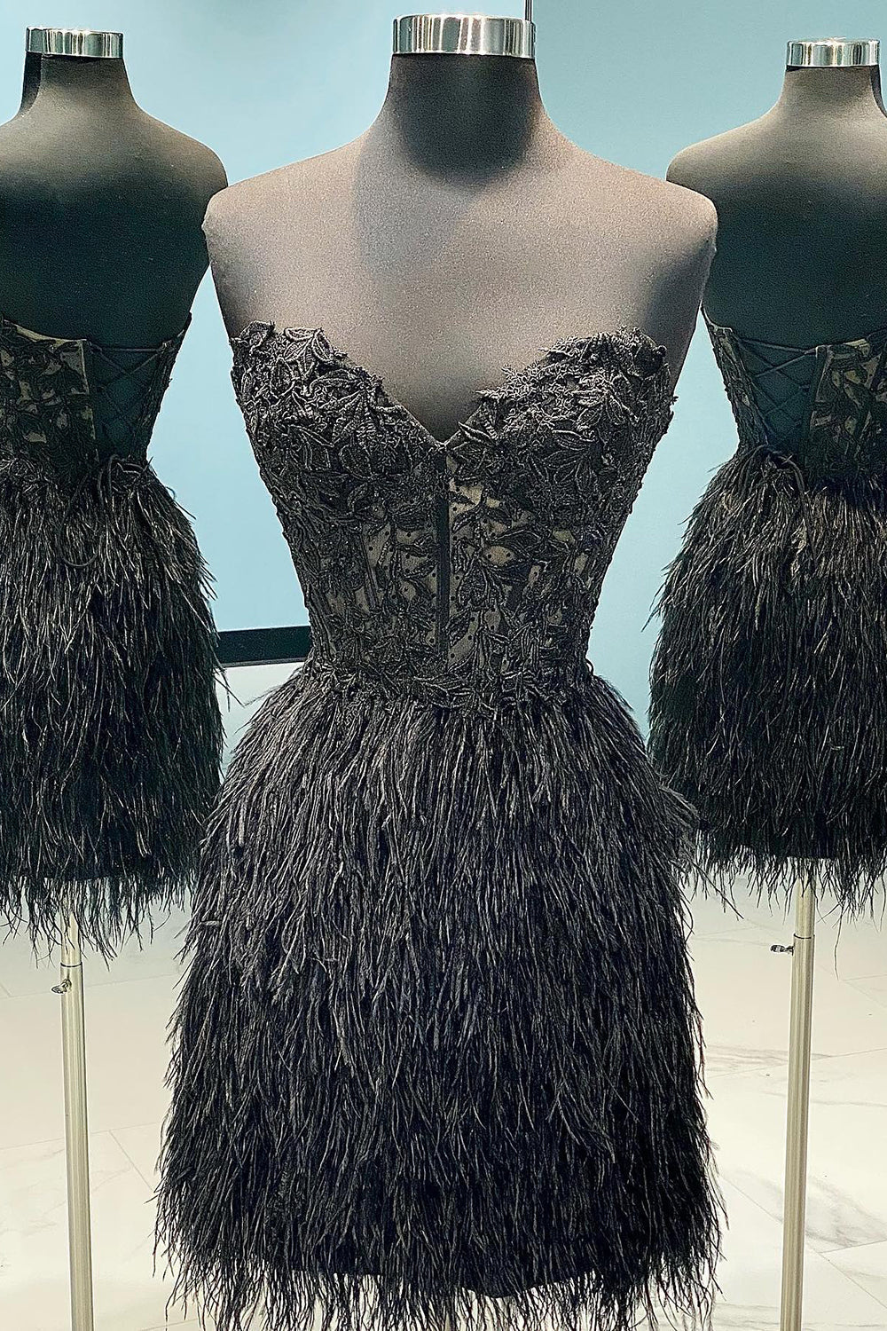 Black Homecoming Dresses Lace Tight Short Cocktail Dresses with Feathers