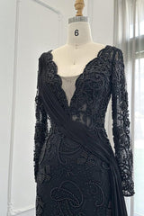 Black Mermaid Prom Dress Long Sleeve V Neck Formal Dress With Lace Appliques