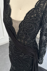Black Mermaid Prom Dress Long Sleeve V Neck Formal Dress With Lace Appliques