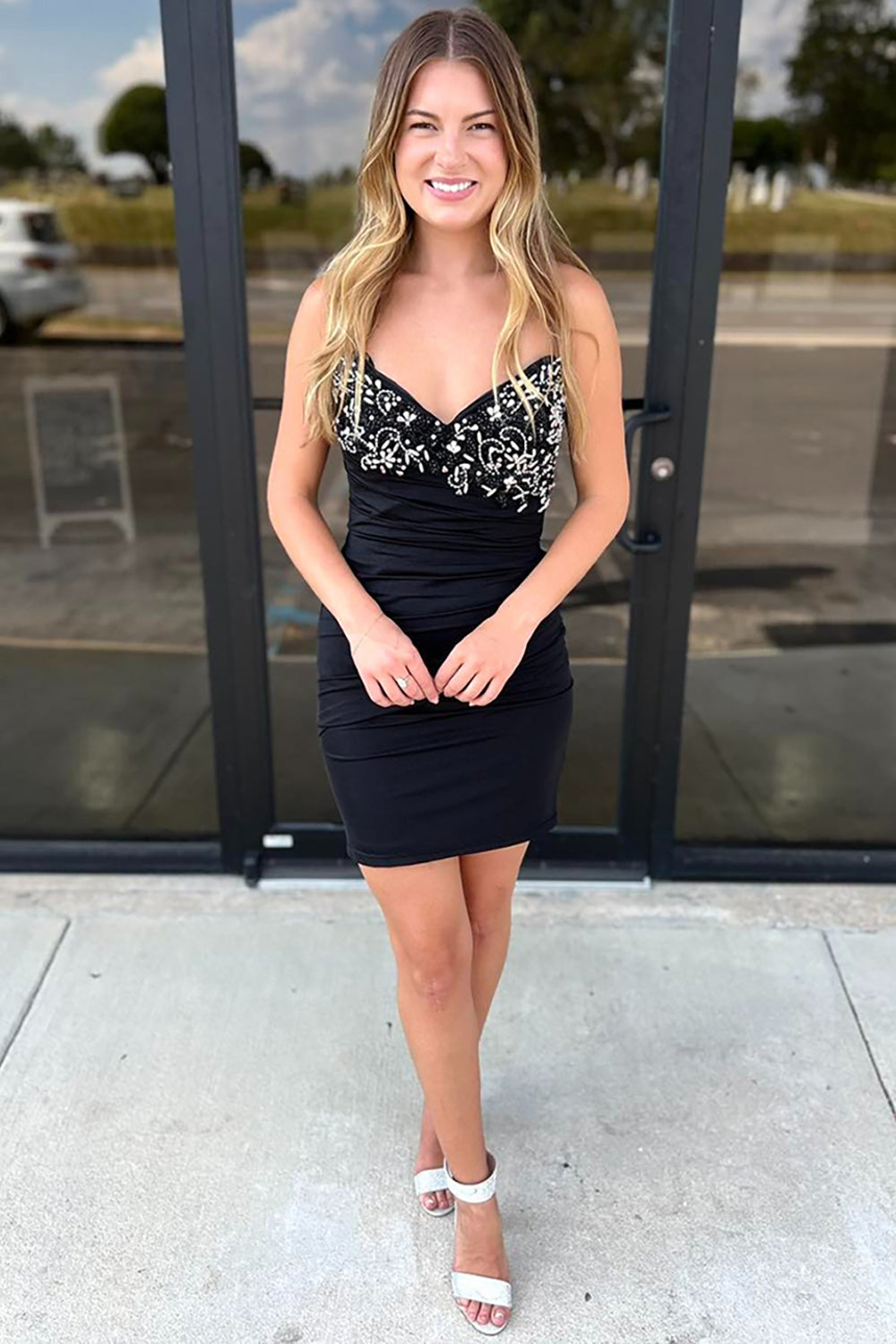 Black Tight Homecoming Dresses Spaghetti Straps Short Cocktail Dresses With Beading