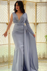 Blue Mermaid Prom Dress Long Sleeve Crew Neck Formal Dress With Beadings and Rhinestones