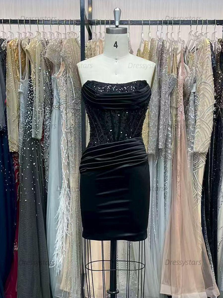 Dressystars Bodycon Scoop Neck Satin Short Homecoming Dress with Appliqeus
