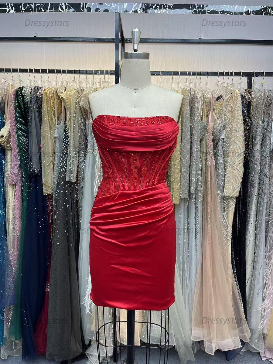 Dressystars Bodycon Scoop Neck Satin Short Homecoming Dress with Appliqeus