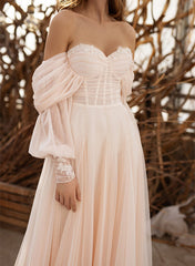 Boho A Line Sweetheart 3/4 Sleeves Sweep Train Tulle Bridal Gowns