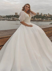 Boho Ball Gown V Neck Organza Wedding Dress With Lace Appliques Sleeves