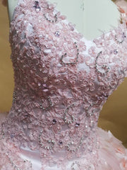 Chic Ball Gown V Neck Straps 3D Floral Lace Appliques Beaded Pink Tulle Princess Gown Quinceanera Dress For Sweet 16