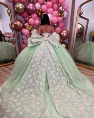 Chic & Modern Ball Gown Sweetheart Neck 3D Butterfly Appliques Bow Knot Mint Green Tulle Princess Evening Party Gown Quinceanera Dress For Sweet 16