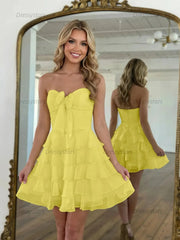 Dressystars Chiffon A Line Tiered Short Homecoming Dress with Ruffles
