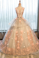 Crew Neck Prom Dress Lace Appliques Long Quinceanera Dress