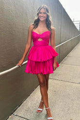 Dressystars A-Line Fuchsia Homecoming Dress Strapless Pleated Tiered Short Prom Dress