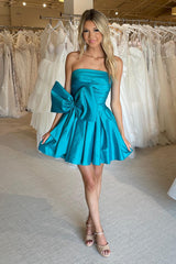 Dressystars A-Line Green Homecoming Dress Strapless Satin Short Prom Dress with Bowknot
