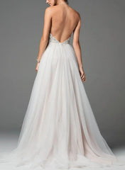 Dressystars A Line Halter Neck Sleeveless Sweep Train Lace Tulle Wedding Dress with Pockets