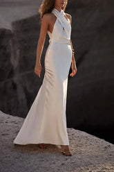 Dressystars A Line Halter Neck Sleeveless Sweep Train Silk Like Satin Wedding Dress