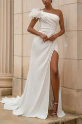 Dressystars A Line One Shoulder Sleeveless Chapel Train Elastic Satin Wedding Dress with High Slit