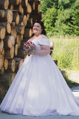 Dressystars A Line Plus Size Wedding Dress Off the Shoulder Lace Up Bridal Gown