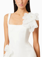 Dressystars A Line Square Neckline Sleeveless Short Mini Satin Tulle Wedding Dress with Side Drape