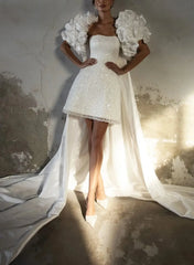 Dressystars A Line Sweetheart Sleeveless Short Mini Detachable Taffeta Wedding Dress with Beading