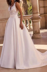 Dressystars A Line V Neck Sleeveless Sweep Train Satin Wedding Dress with Appliques