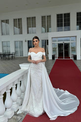 Dressystars A Line Wedding Dress Off The Shoulder Sleeveless Appliques White Bridal Gown with Panel Train