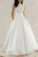 Dressystars Ball Gown High Neck Sleeveless Chapel Train Lace Wedding Dress with Bow and Pockets