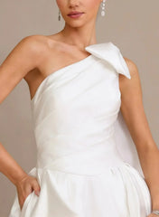 Dressystars Ball Gown One Shoulder Sleeveless Chapel Train Satin Wedding Dress with Bow