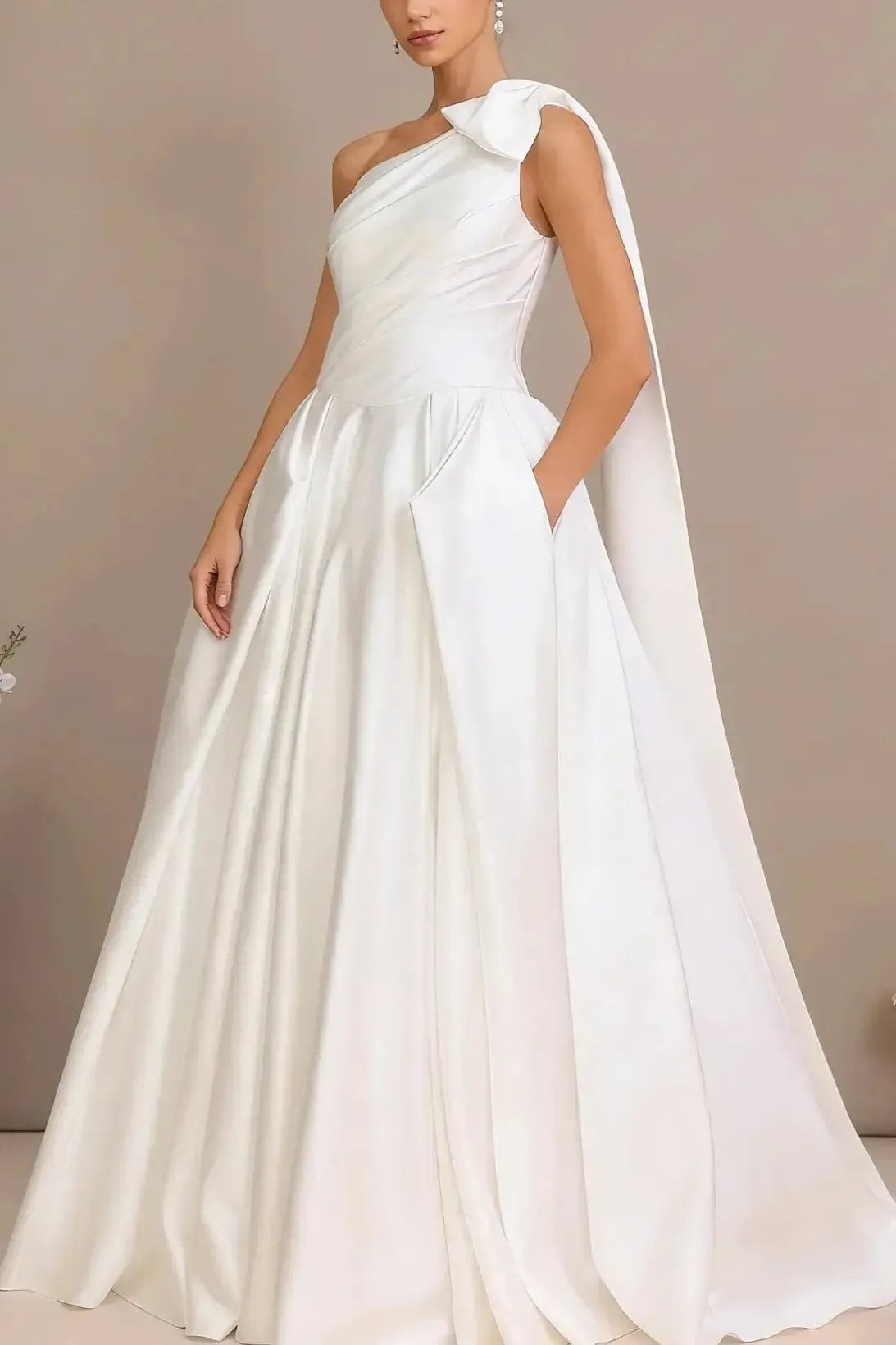 Dressystars Ball Gown One Shoulder Sleeveless Chapel Train Satin Wedding Dress with Bow