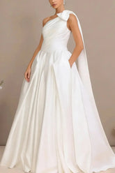 Dressystars Ball Gown One Shoulder Sleeveless Chapel Train Satin Wedding Dress with Bow