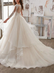 Dressystars Ball Gown V Neck Three Quarter Sleeves Court Train Satin Organza Wedding Dress with Appliques