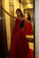 Dressystars Beauty A Line Strapless Red Satin Long Prom Dress With Ruched Formal Evening Gown
