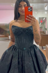 Dressystars Black A Line Homecoming Dresses Corset Strapless Short Cocktail Dresses