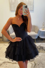 Dressystars Black Corset A Line Homecoming Dresses Short Cocktail Dresses With Ruffles