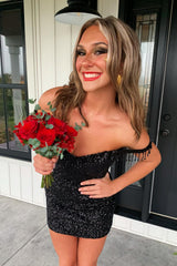 Dressystars Black Homecoming Dress Off The Shoulder Tight Short Prom Dress with Fringes