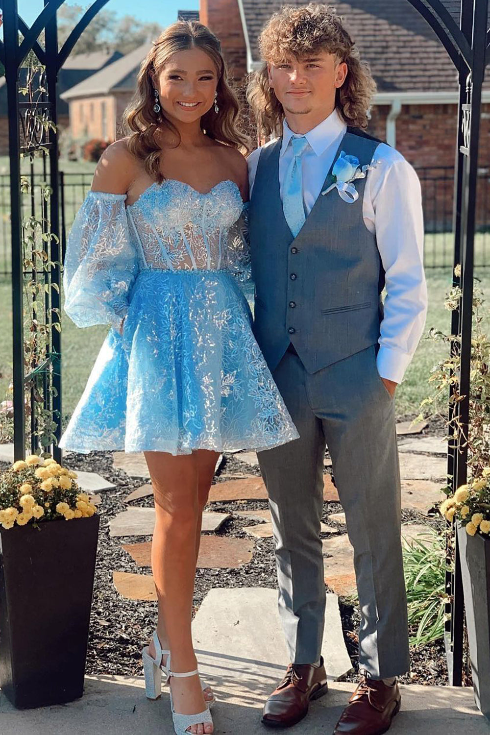 Dressystars Blue Sweetheart A-Line Short Homecoming Dress with Sleeves