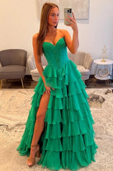 Dressystars Emerald Green Sweetheart Corset Prom Dress With Tiered Ruffles And High Slit Formal Evening Gown