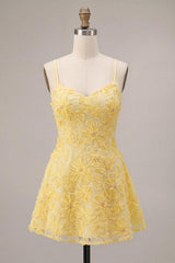 Dressystars Floral Yellow A-Line Beaded Short Homecoming Dress